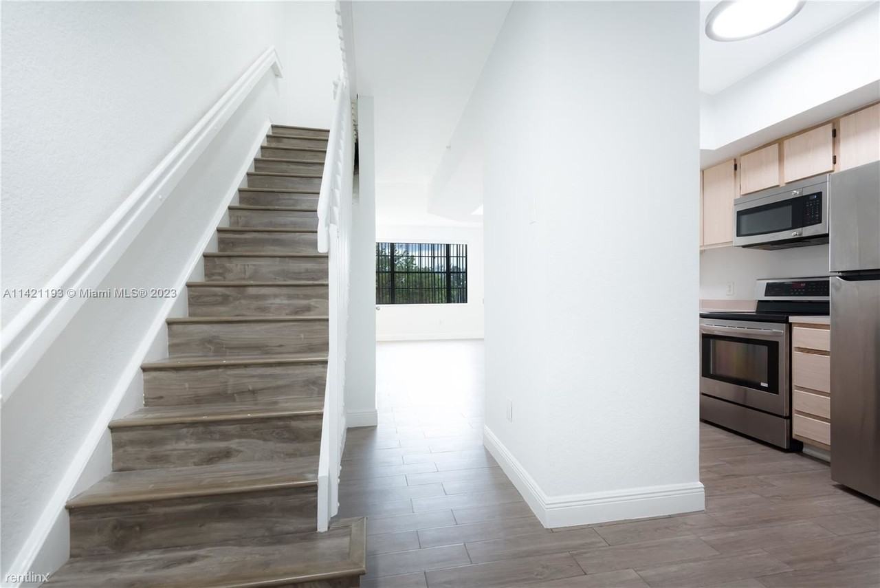 755 Sw 148th Ave #1104 - Photo 3 of 14