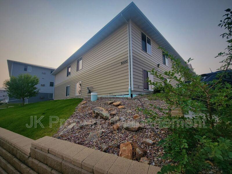 5000 4th Ave N #01 - Photo 2 of 21