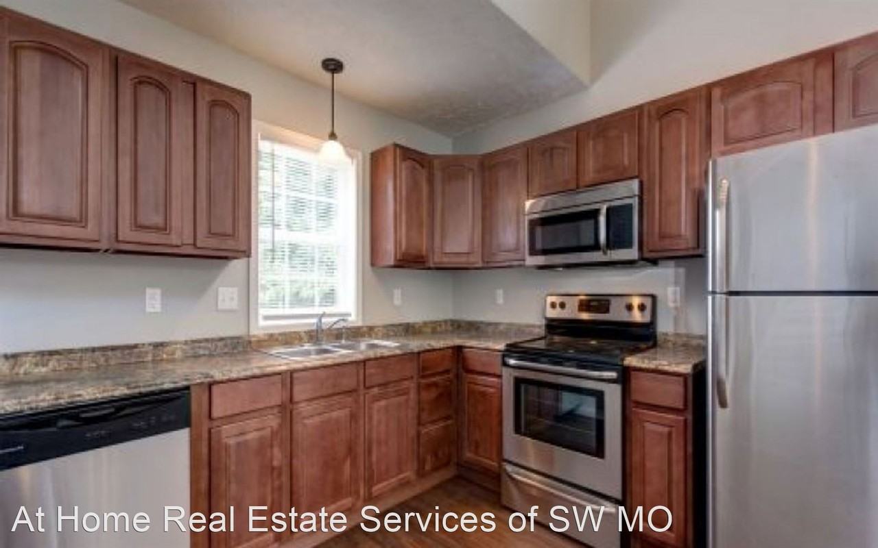 Kickapoo Duplexes - Photo 3 of 6