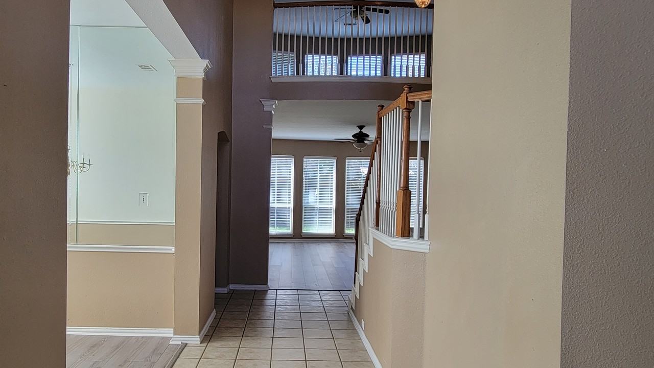 2400 Spillway Cir - Photo 2 of 13