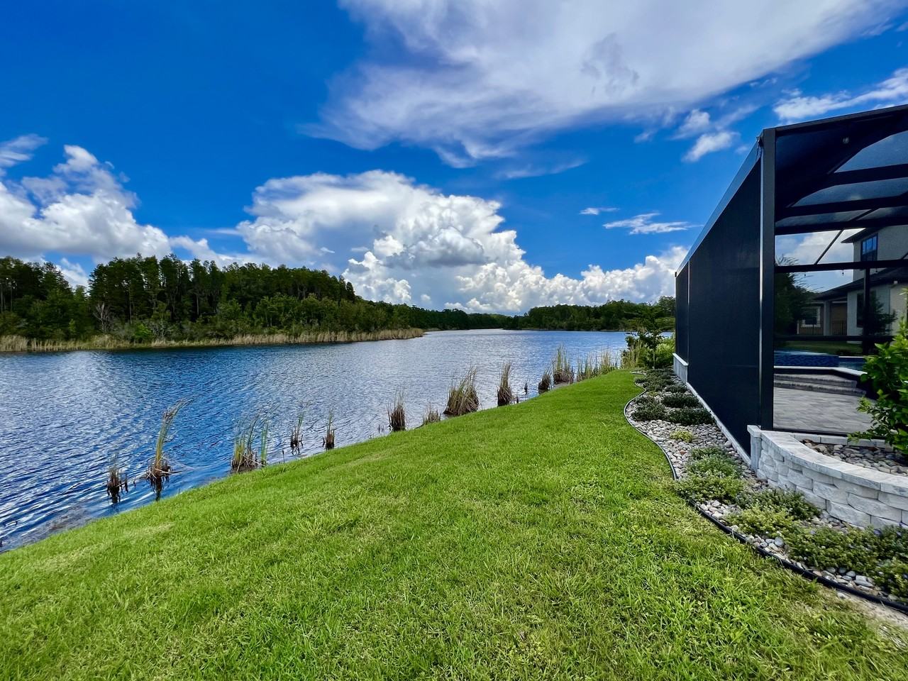 19237 Falcon Crest Blvd - Photo 3 of 50