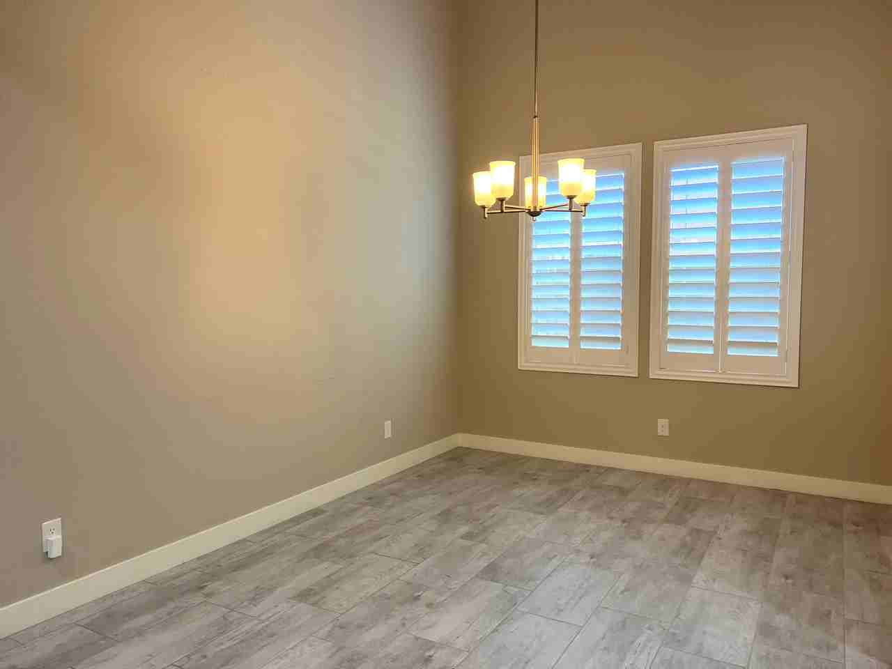 4638 E Navigator Ln - Photo 3 of 34