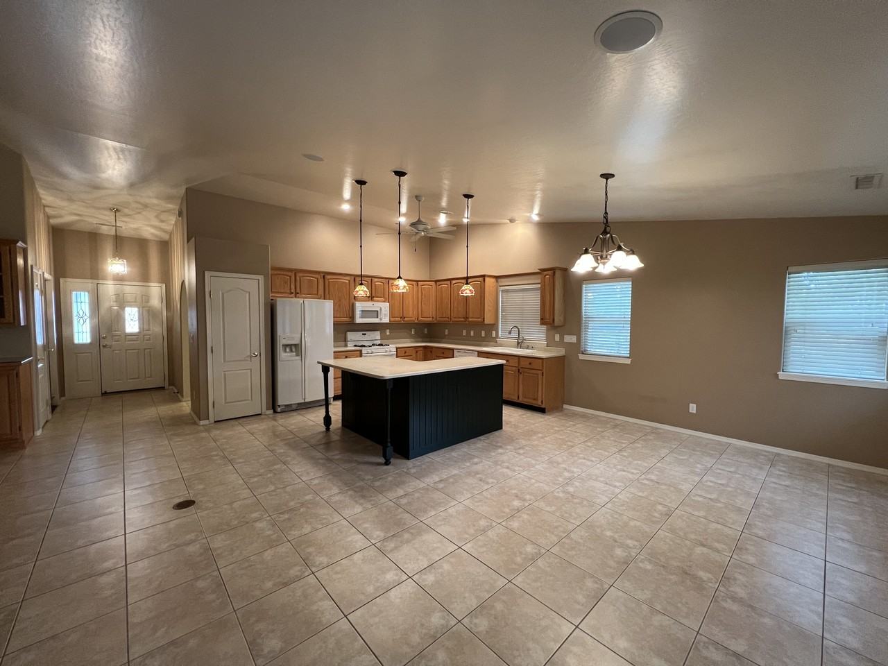 7378 E Mingus Trl - Photo 2 of 9