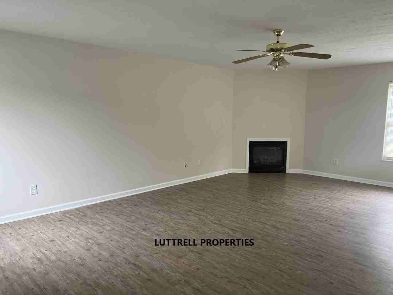 2329 Settlers Ridge Ln - Photo 2 of 9