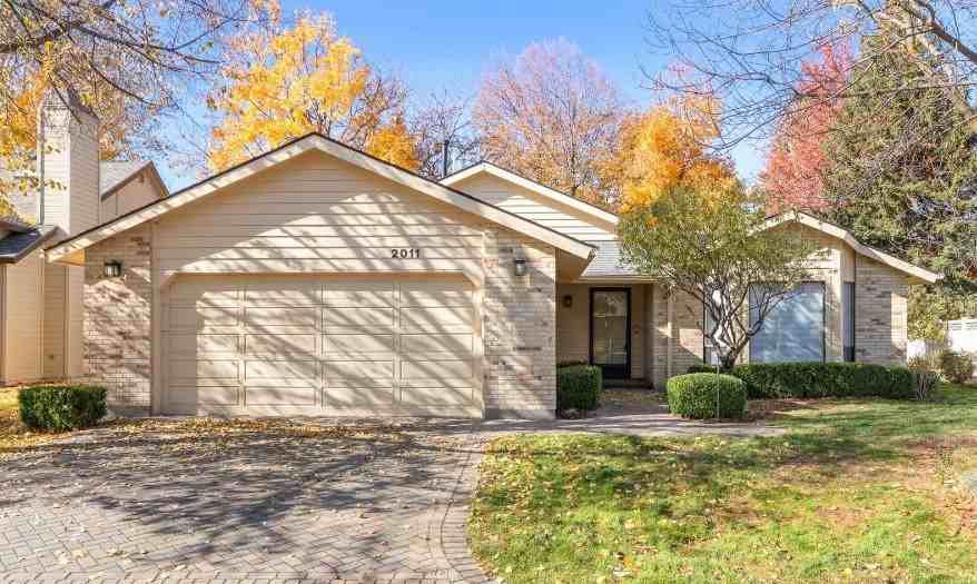 2011 S Springbrook Lane, Boise, ID 83706 3 Bedroom House for 2,200