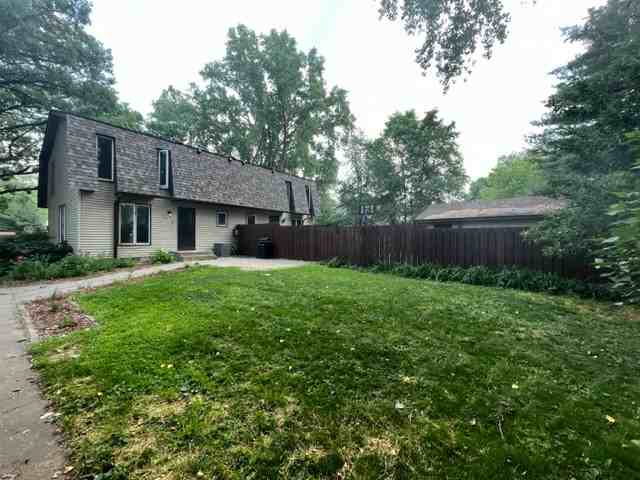 2202 Rockstone Ln - Photo 3 of 50