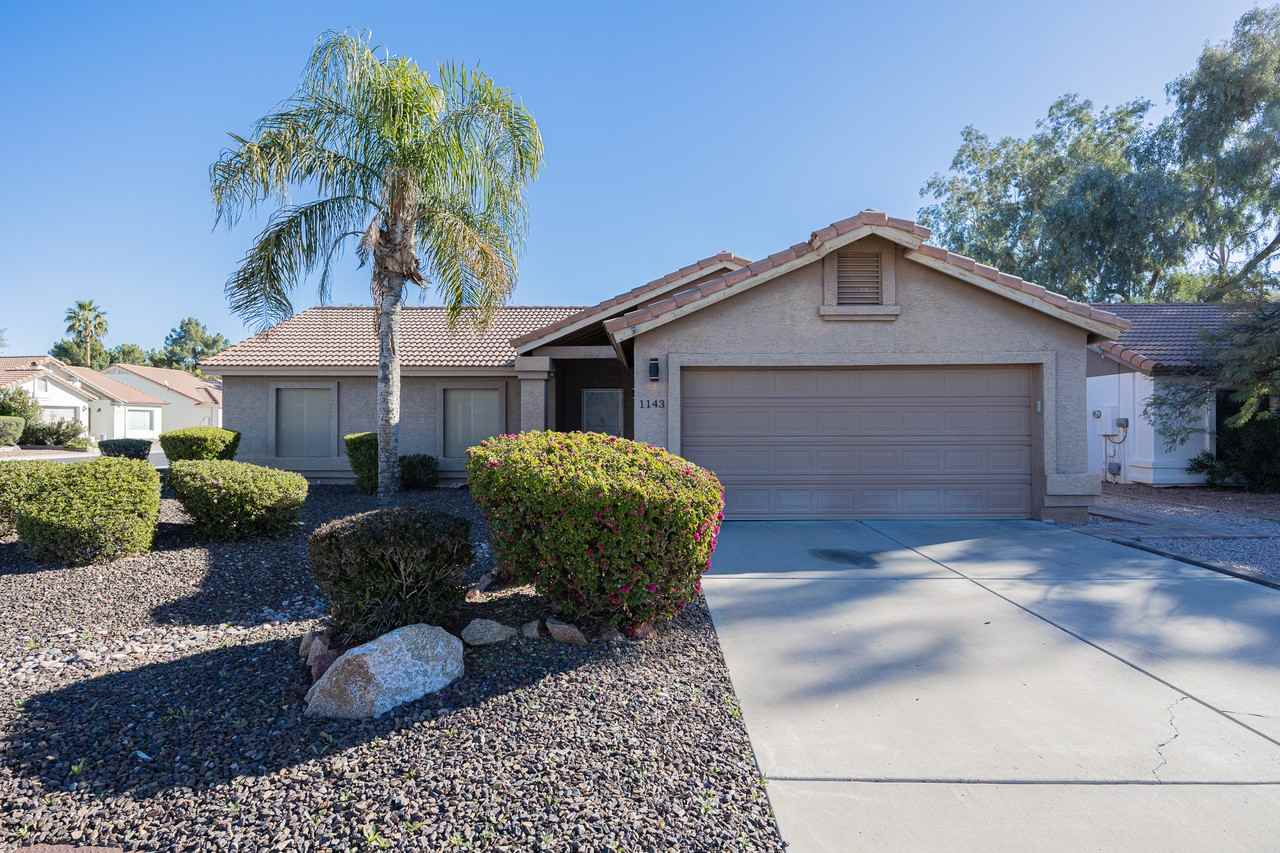 1143 N Sailors Way - Photo 2 of 26