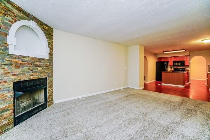 1766 Damos Way - Photo 3 of 19