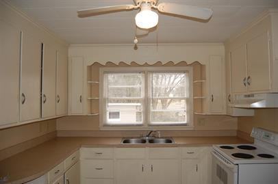 110 Franklin St - Photo 3 of 7