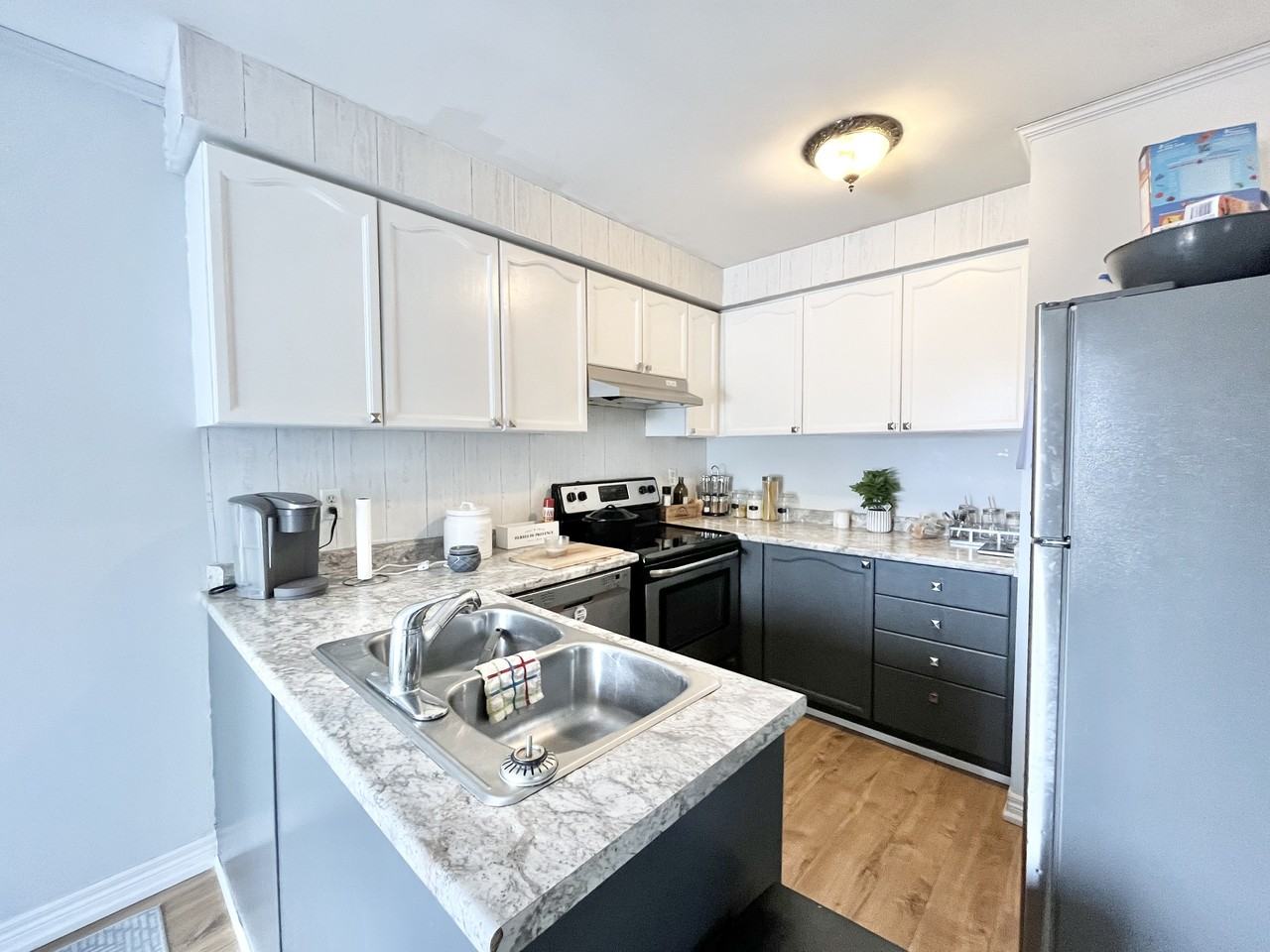 48 Athabaska Rd, Barrie, ON L4N 8E8 2 Bedroom Apartment for 2,099