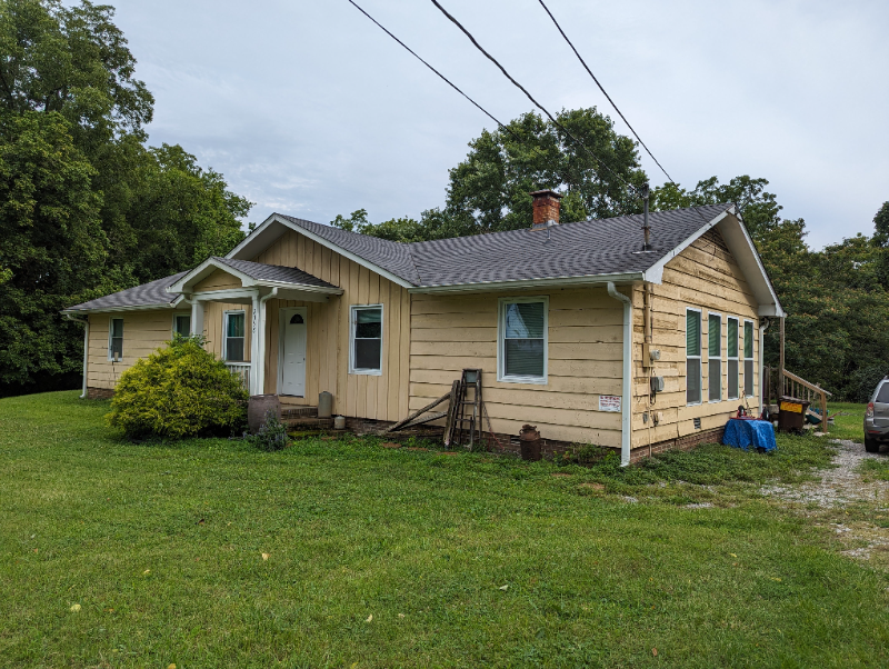 2368 Culleoka Hwy - Photo 2 of 13