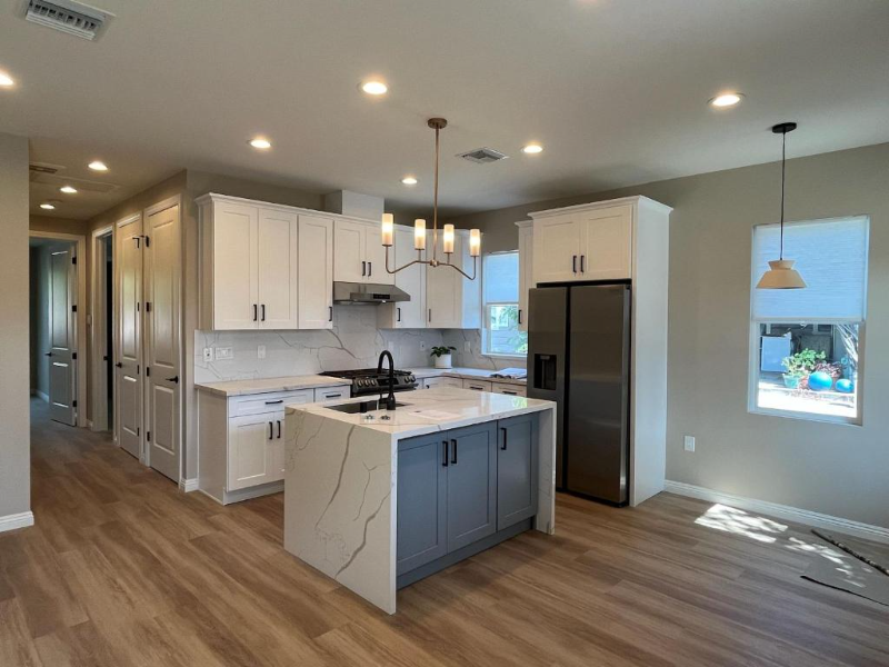 10526 Olive St #B - Photo 2 of 8