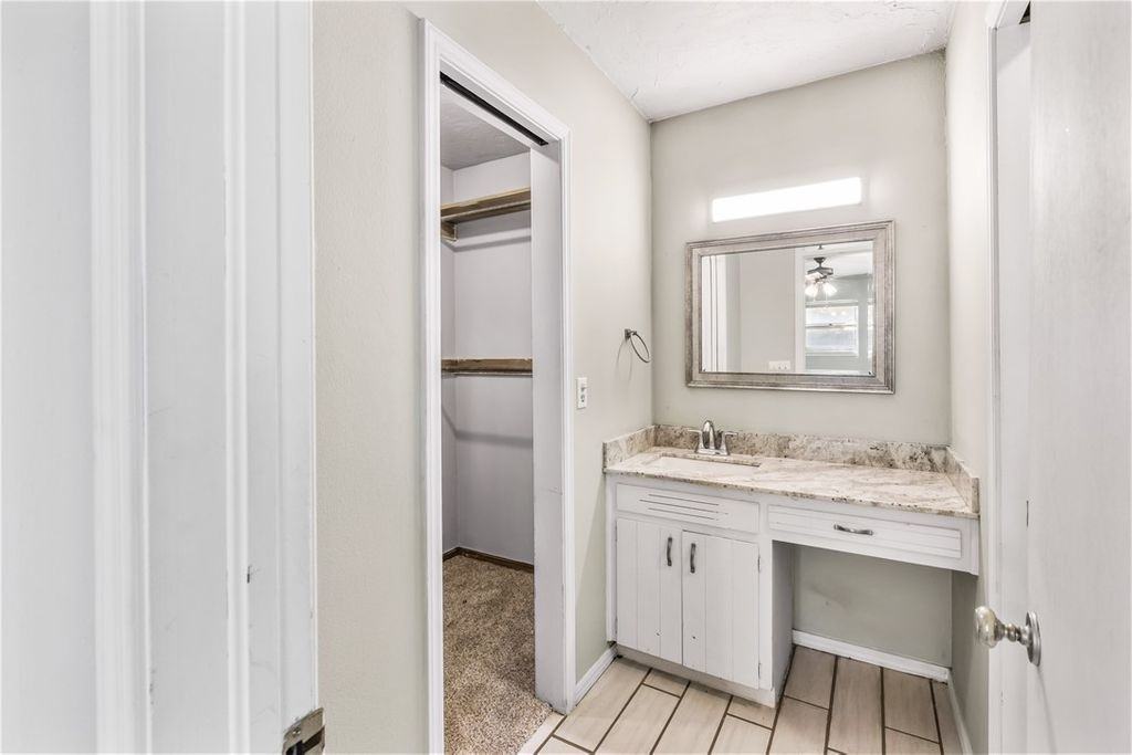 6024 N Harvard Ave #NA - Photo 2 of 9