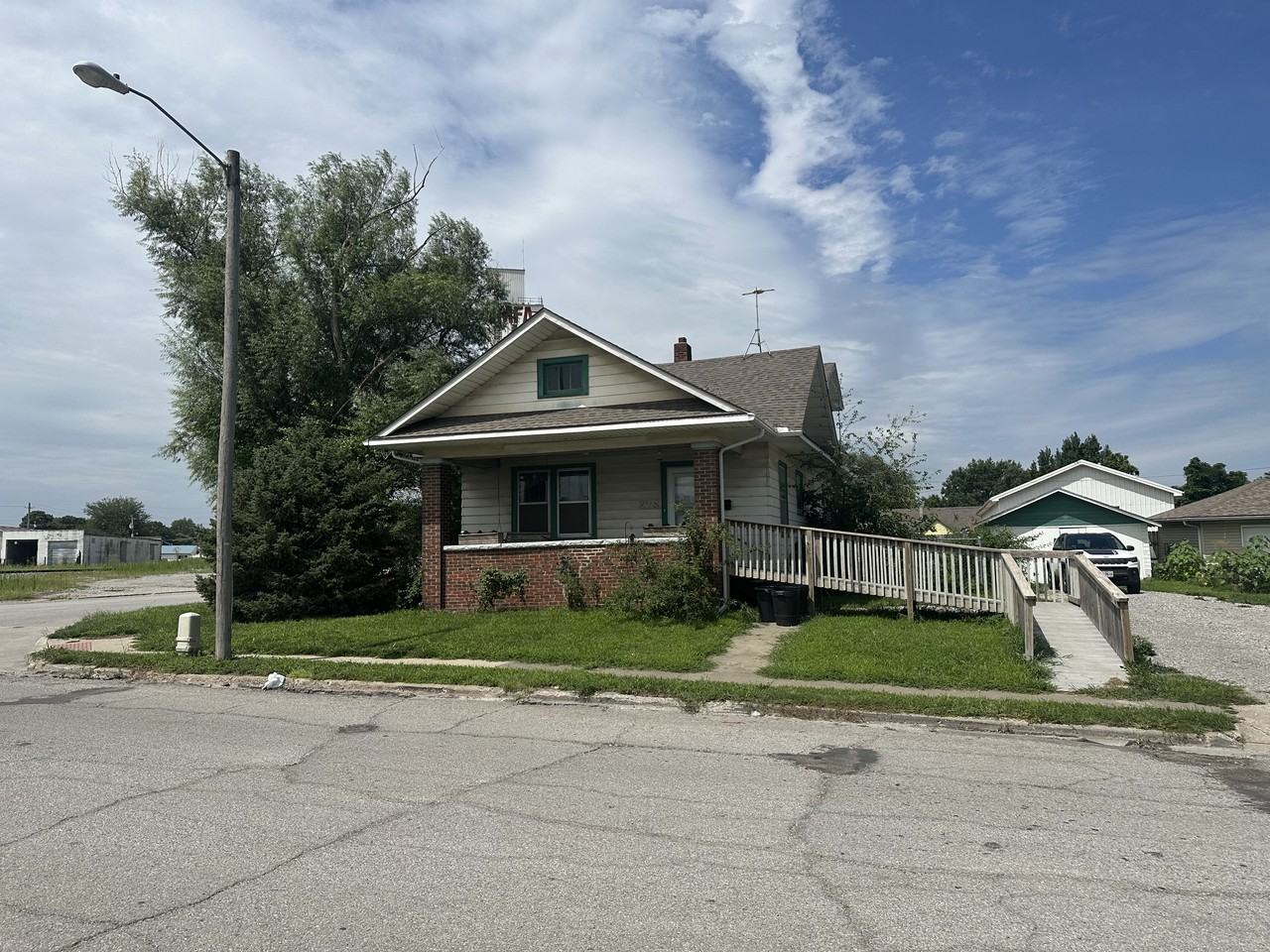 2118 Walnut St #NA - Photo 3 of 12