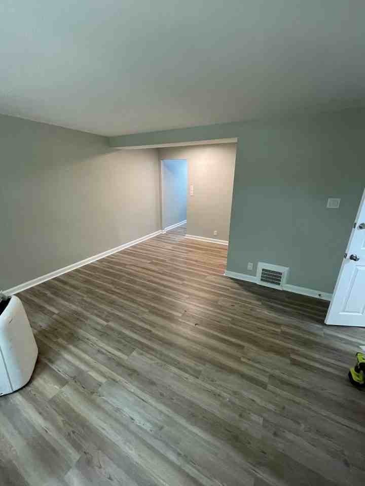 3203 W 2nd St #2ndFL - Photo 3 of 9