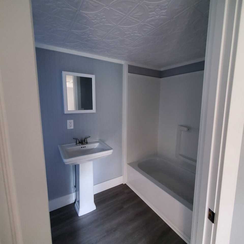 1317 Beard St #1 - Photo 7 of 44