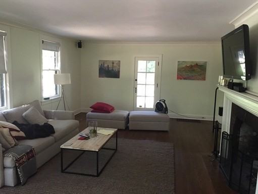 229 SW Wright Ave - Photo 2 of 14