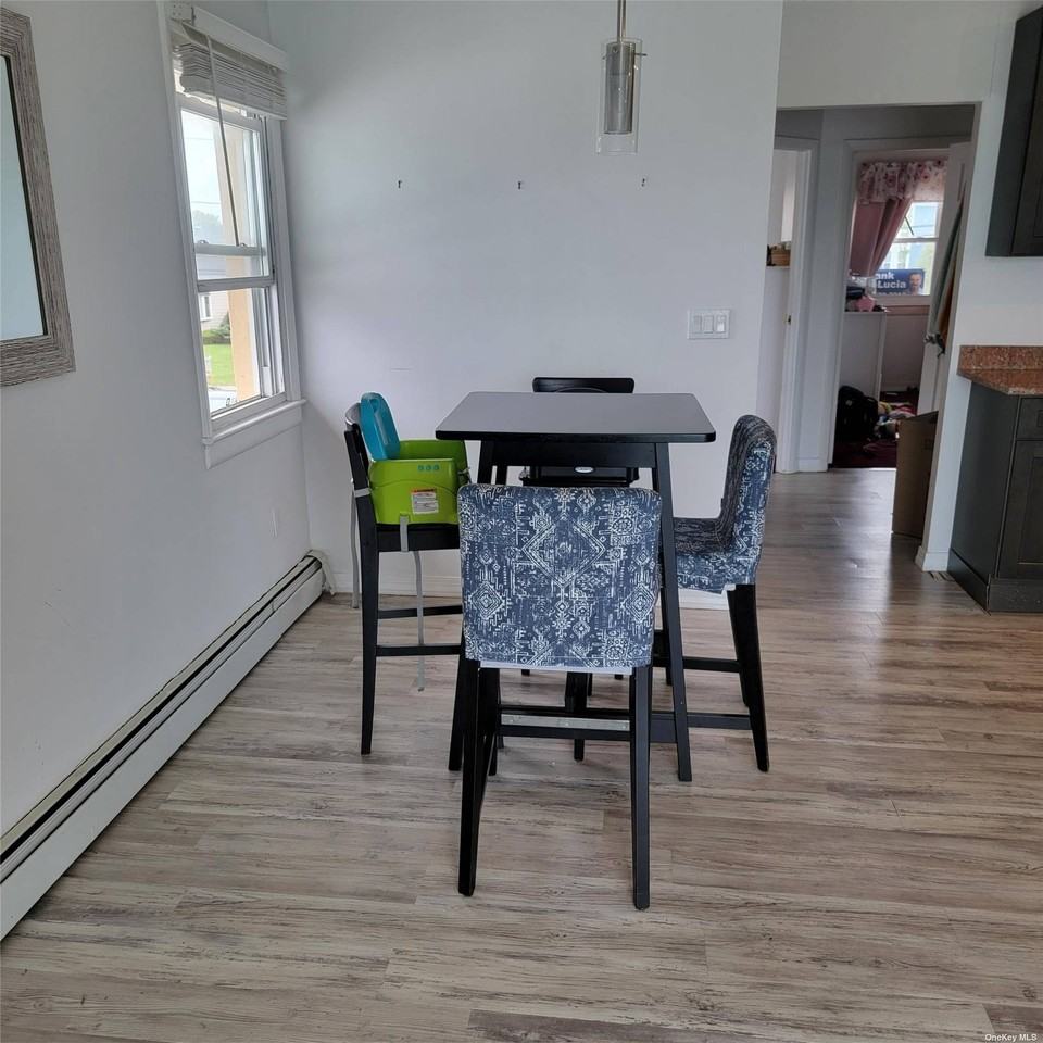 46 Island Park Pl - Photo 2 of 7