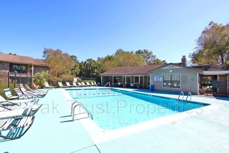 1829 Villa Maison #C - Photo 4 of 24