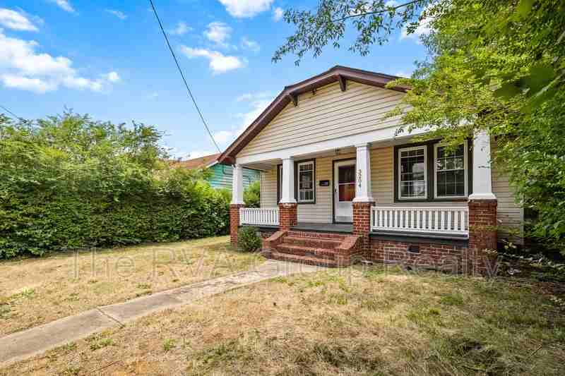 3204 E Broad Rock Rd - Photo 2 of 37