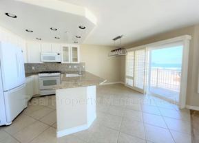 600 N The Strand #13 - Photo 1 of 1