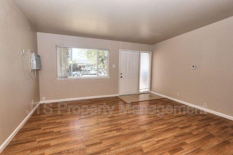 2310 Kenworthy Way - Photo 3 of 43