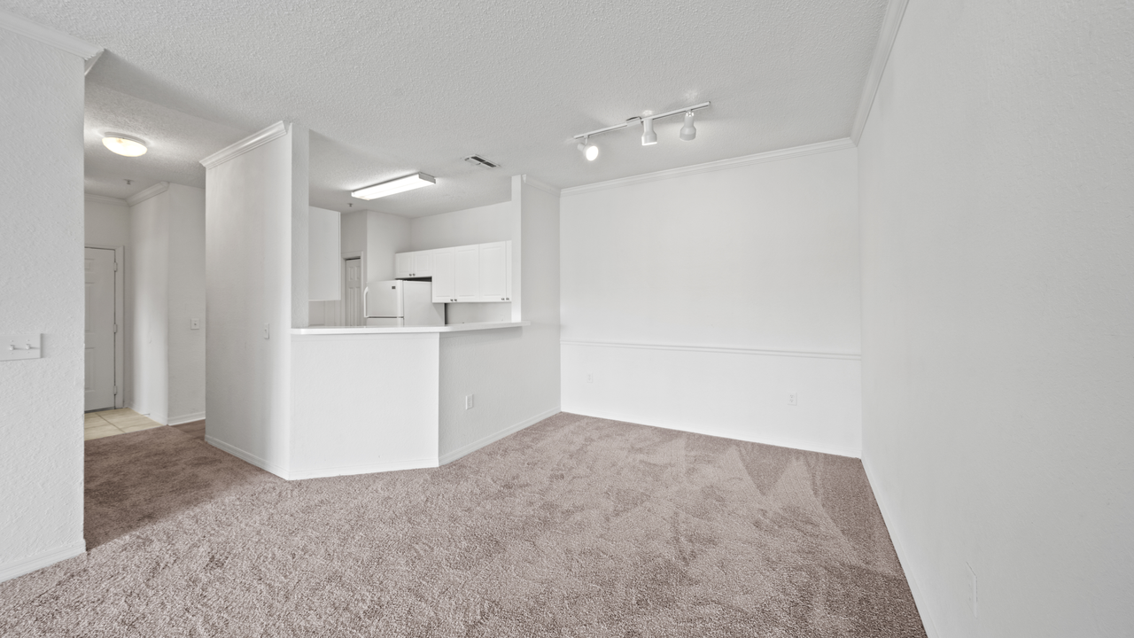 Enclave at Richmond Place - Photo 2 of 18