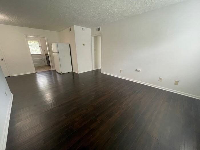 3339 Arterburn Ave #3339 - Photo 2 of 11