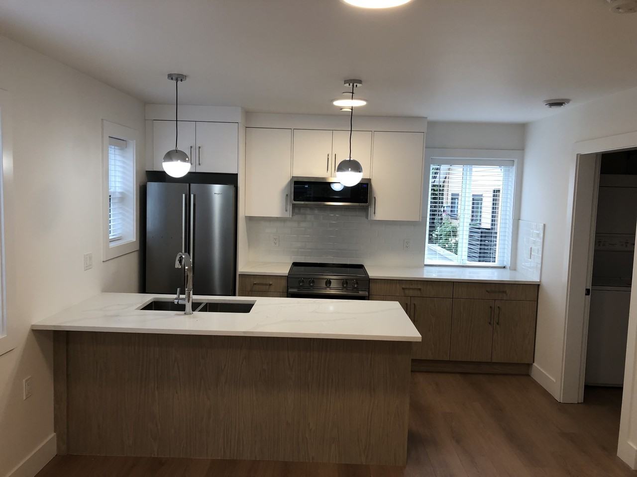 3125 Charles Street - Photo 4 of 12