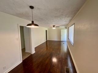 2763 Emerald Dr #1 - Photo 3 of 23