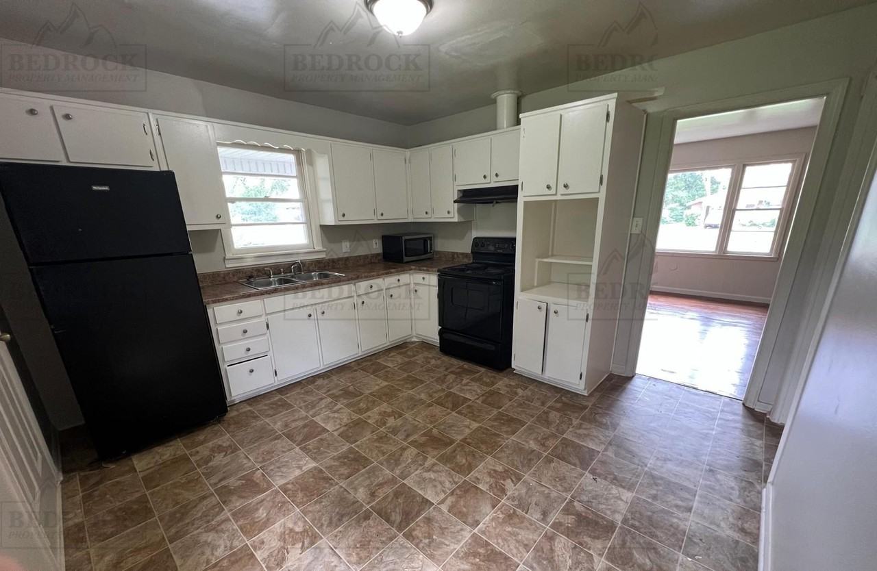 2706 Norton Ave Nw #1 - Photo 3 of 11