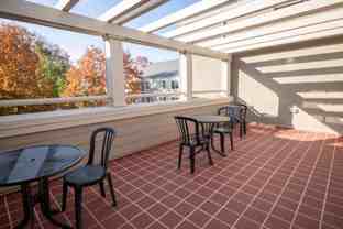 430 Ne 16th Ave - Photo 1 of 1