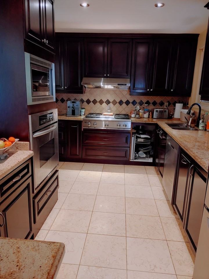 West Deane Park Drive - Photo 2 of 15