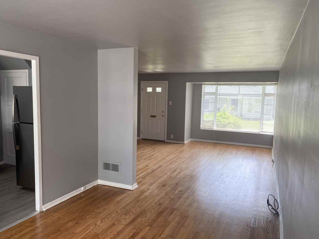 3534 Western Ave #3534 - Photo 3 of 12