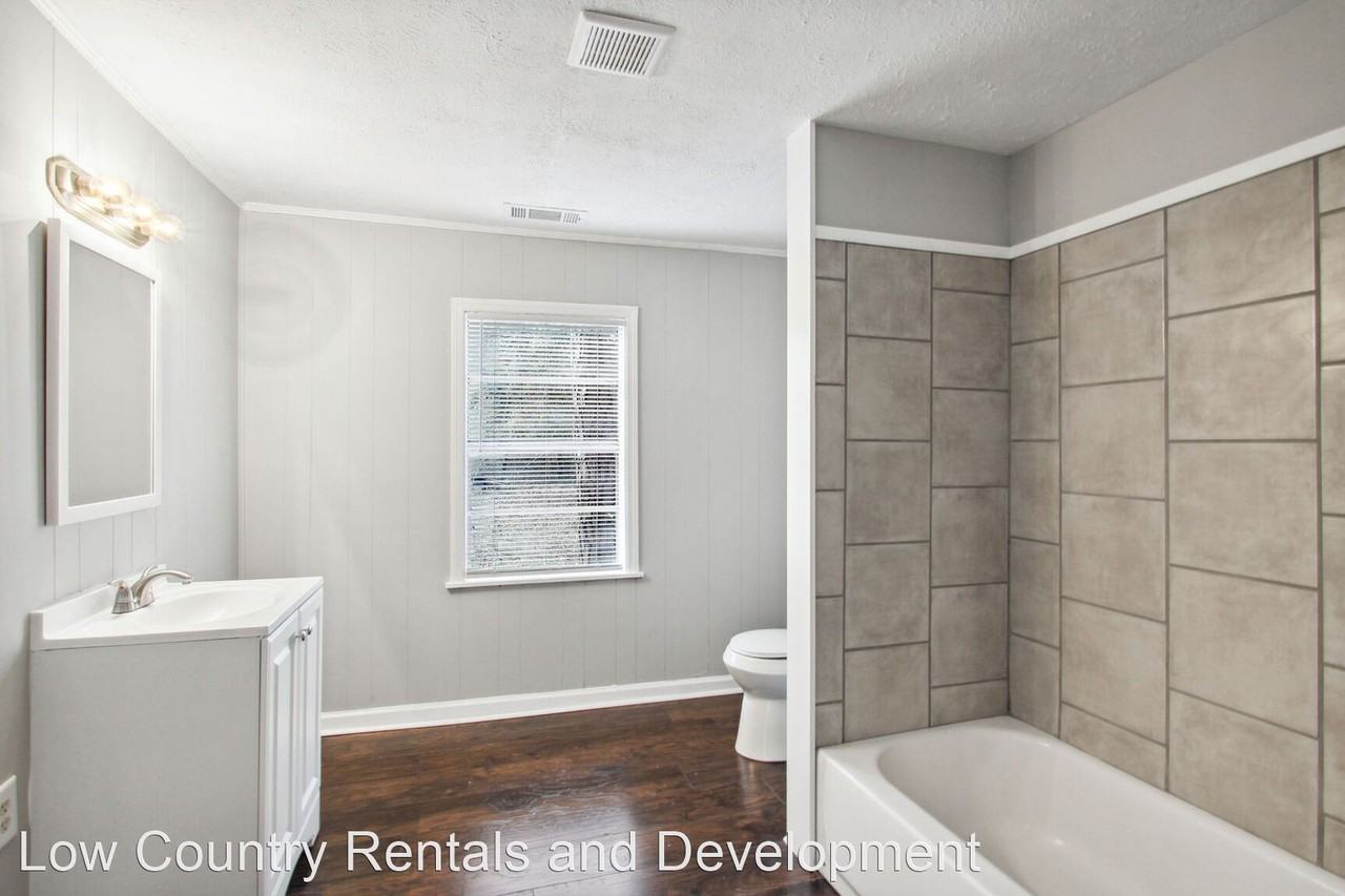 1001 Treat Ave - Photo 2 of 13