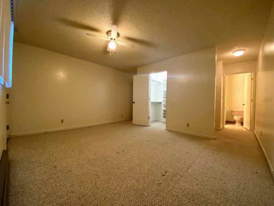 1386 Se Court Ave - Photo 2 of 21