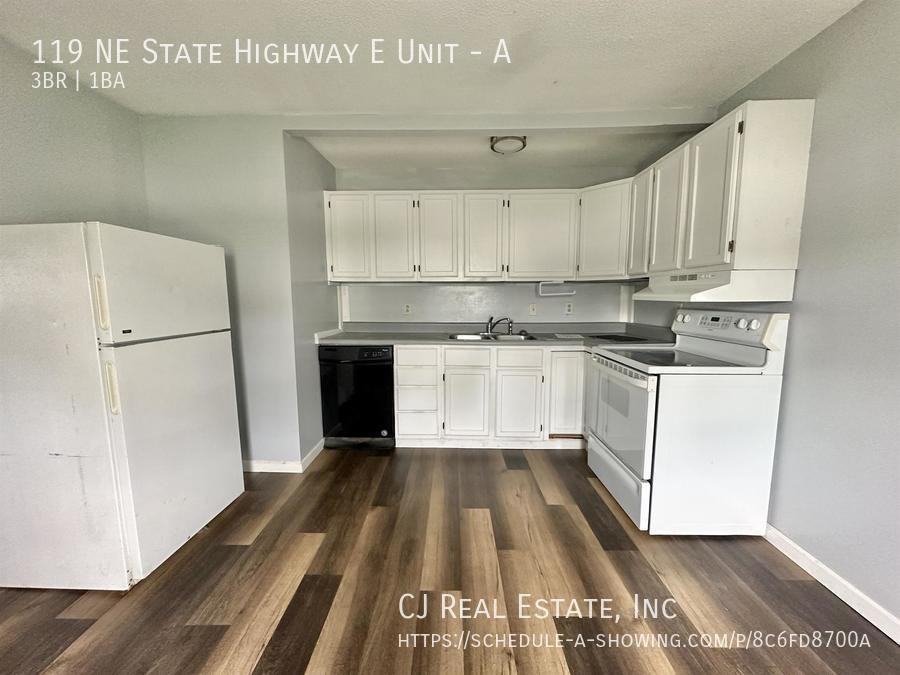 119 Ne County Rd E #A - Photo 2 of 9