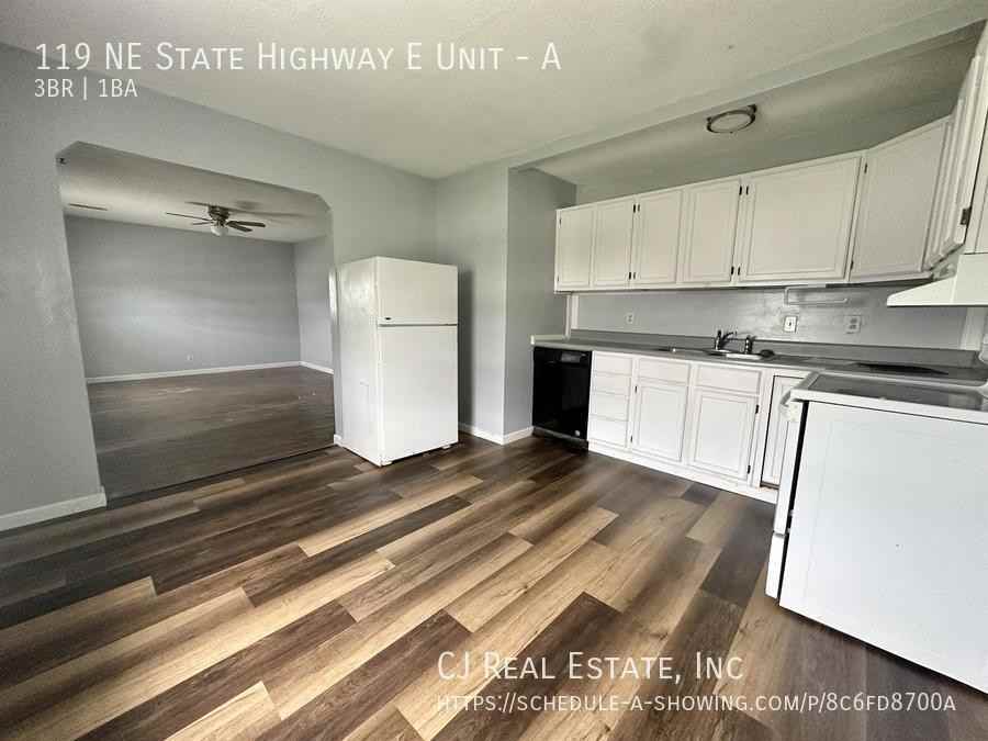 119 Ne County Rd E #A - Photo 3 of 9