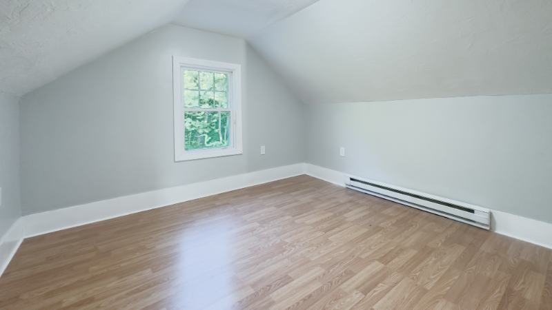 121 Oxford St N #3 - Photo 2 of 6