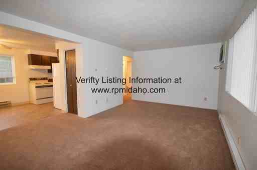 1925 S Vista Ave - Photo 2 of 11