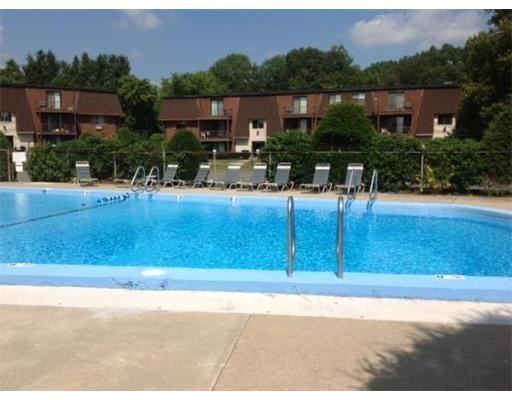 11 Pheasant Cir #6 - Photo 3 of 4