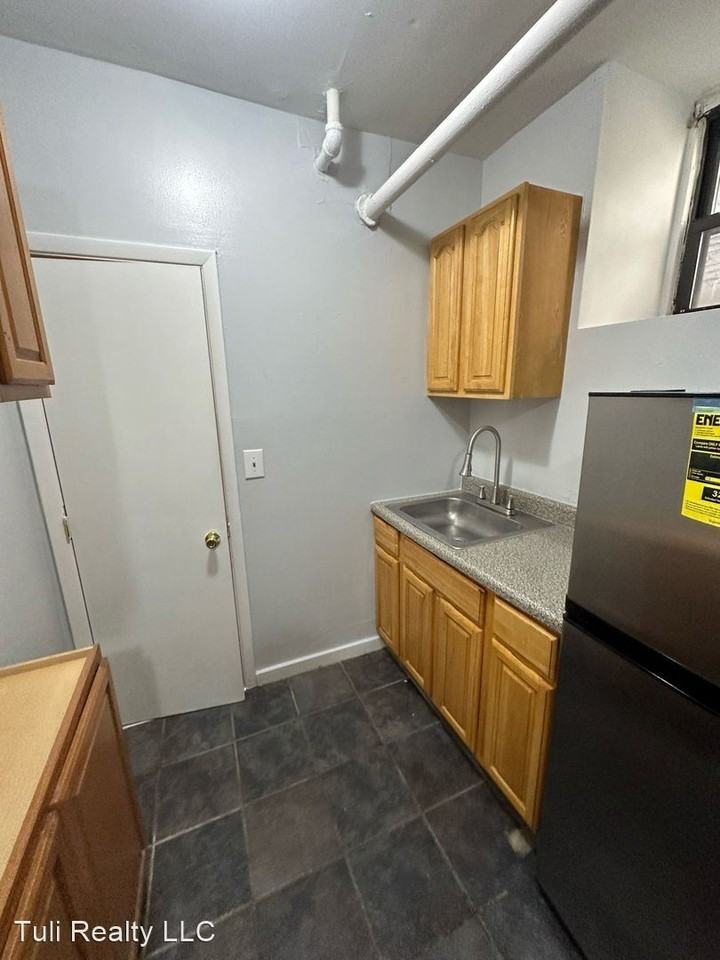 Tuli owned condos 41-43 Kelly Parkway - Photo 2 of 24