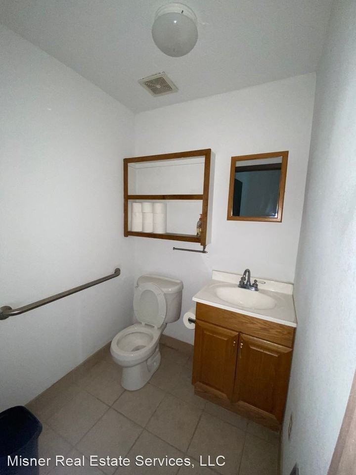 2800 NW 74th Place - Photo 3 of 3