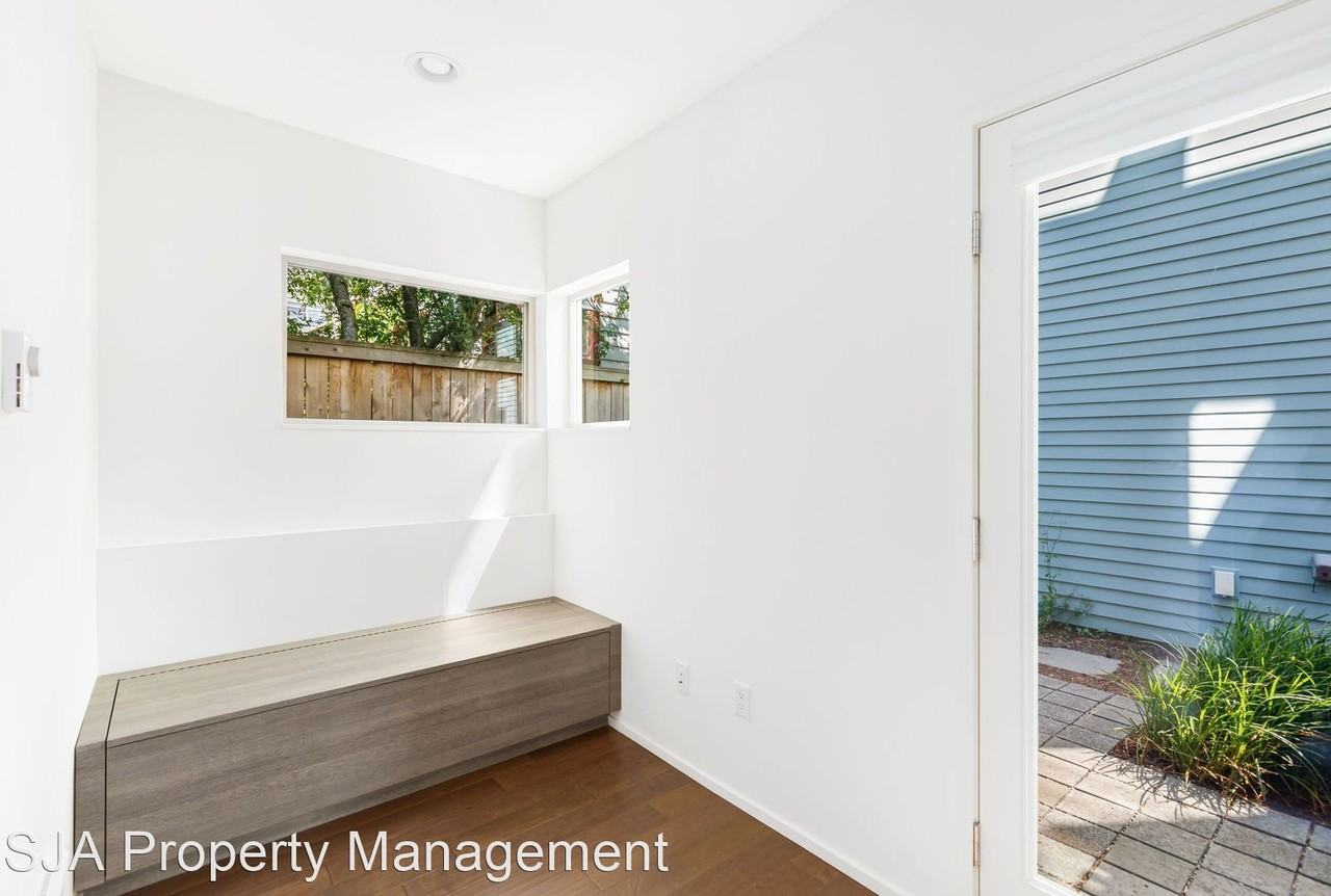 8505B 18th Ave Nw - Photo 2 of 25