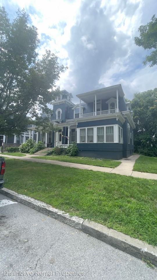 210 Perrin Ave - Photo 2 of 11