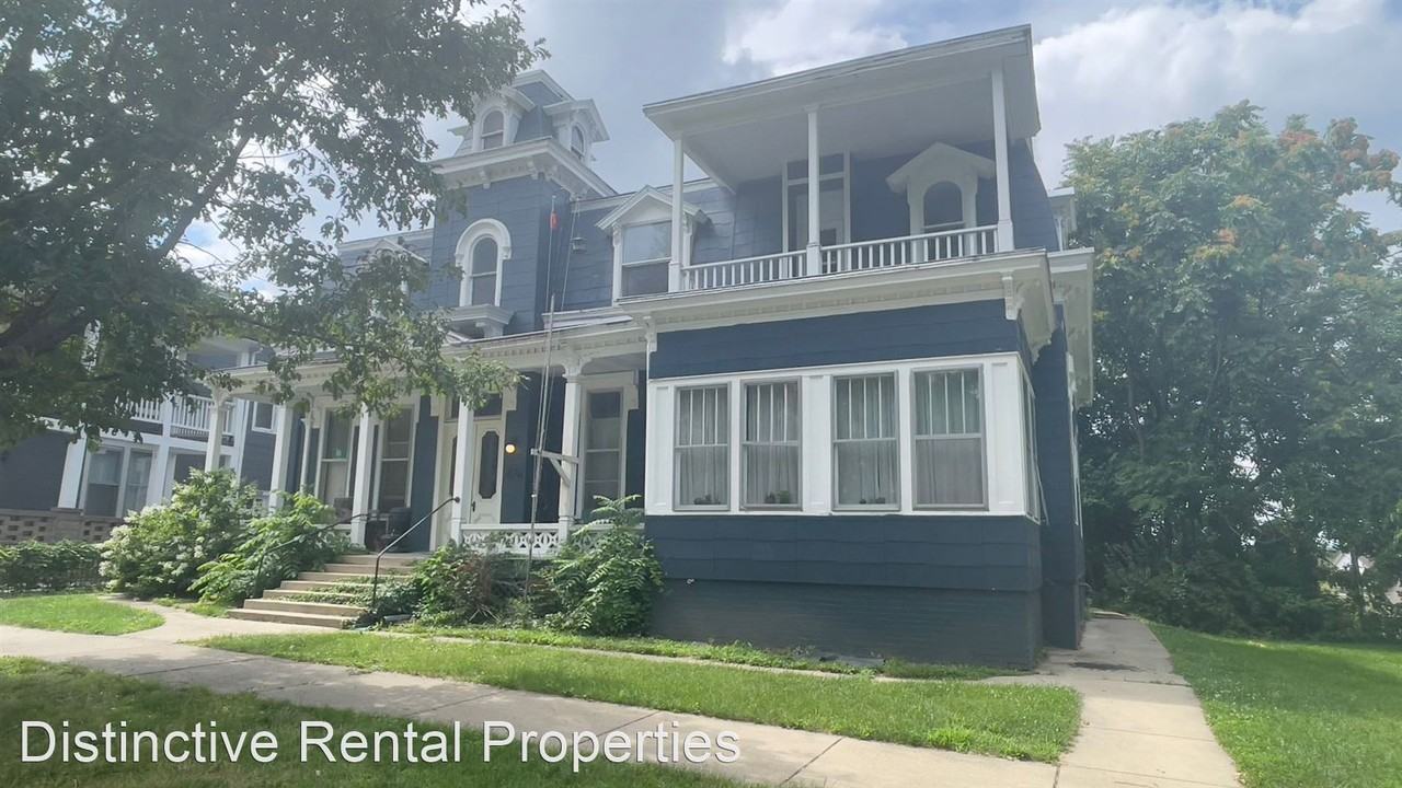 210 Perrin Ave - Photo 3 of 11