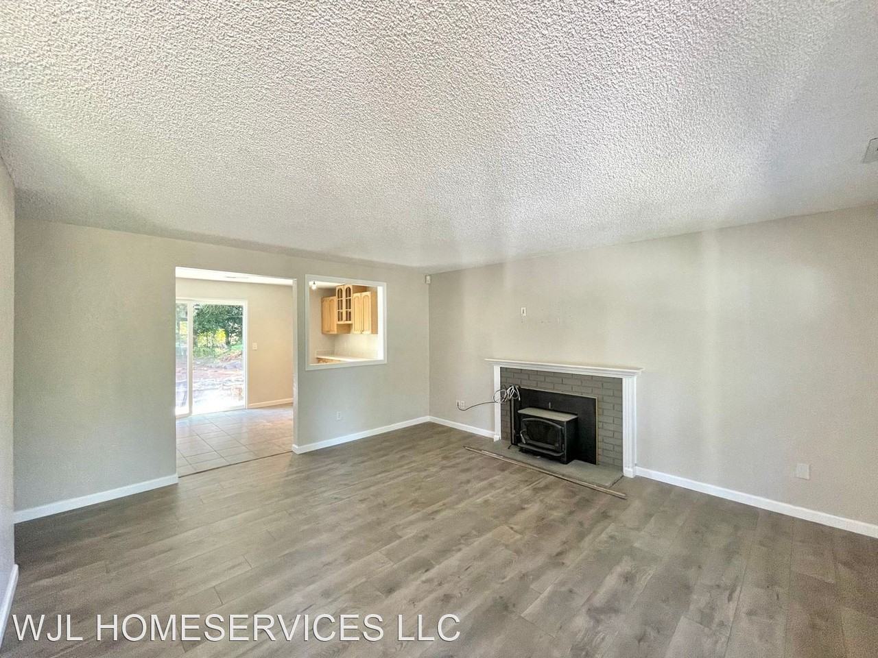 11413 31st Ave Se - Photo 3 of 21