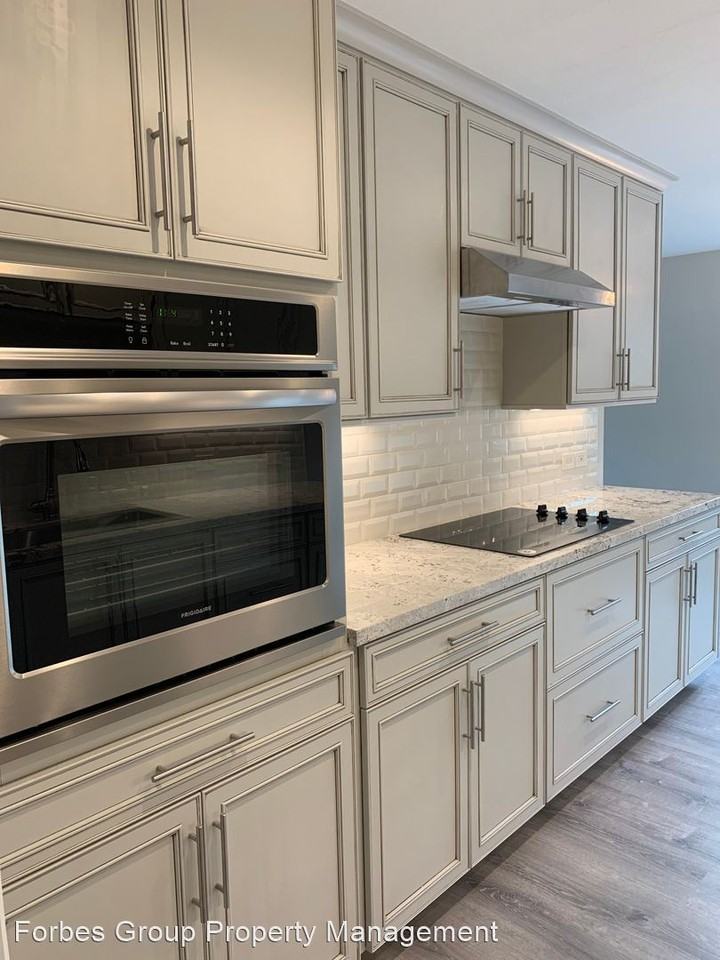 5004 Selinda Ln - Photo 2 of 12