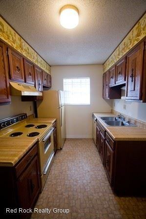 1424 11th Street South - Photo 3 of 8