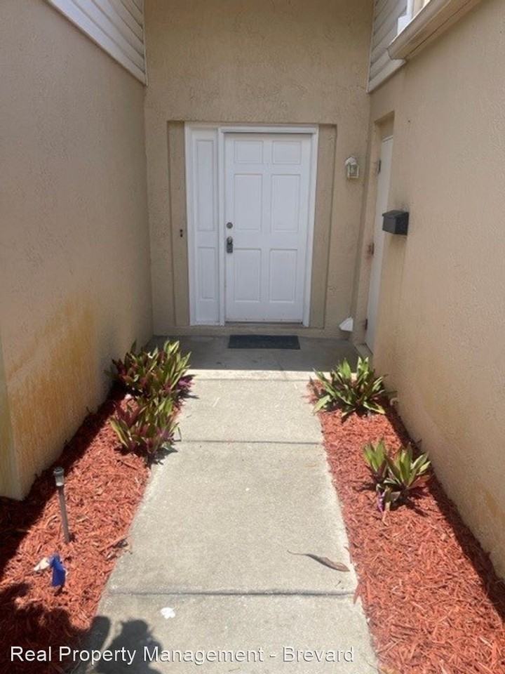 1106 Ashley Ave - Photo 2 of 28